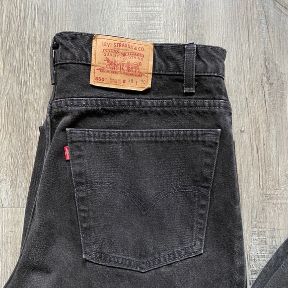 Vintage Black Levi Jeans - Picture 3 of 7